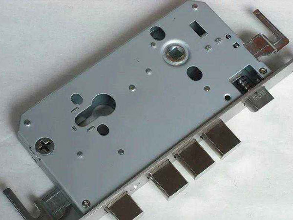 华坪24小时上门开锁公司